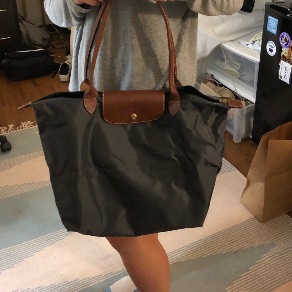 Navy longchamp